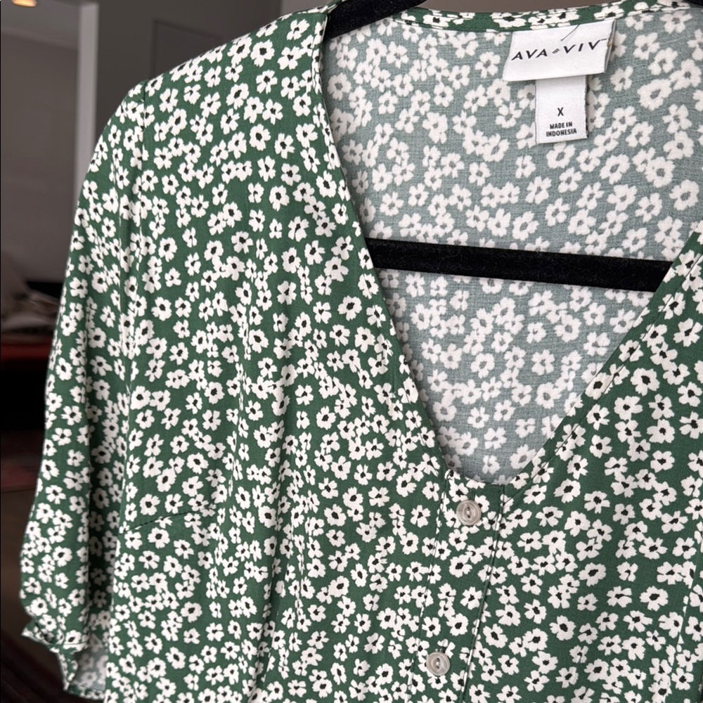 Ava and Viv Floral Green Dress